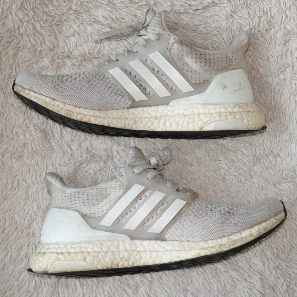 Men's Size 7.5 Adidas Ultraboost 1.0 Running Shoes, White